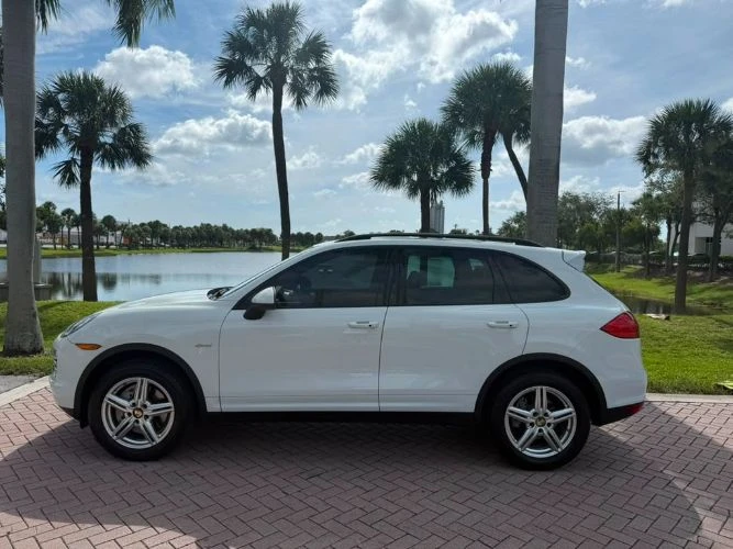 2014 Porsche 958 Cayenne Diesel - Image 4 of 31