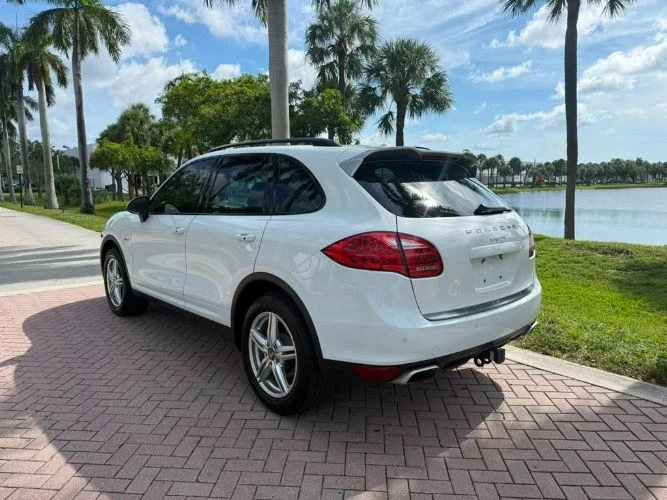 2014 Porsche 958 Cayenne Diesel - Image 6 of 31