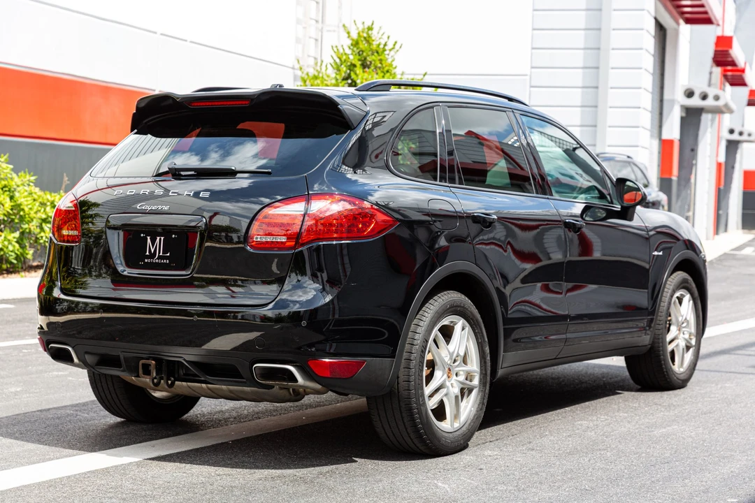 2014 Porsche 958 Cayenne Diesel - Image 19 of 31