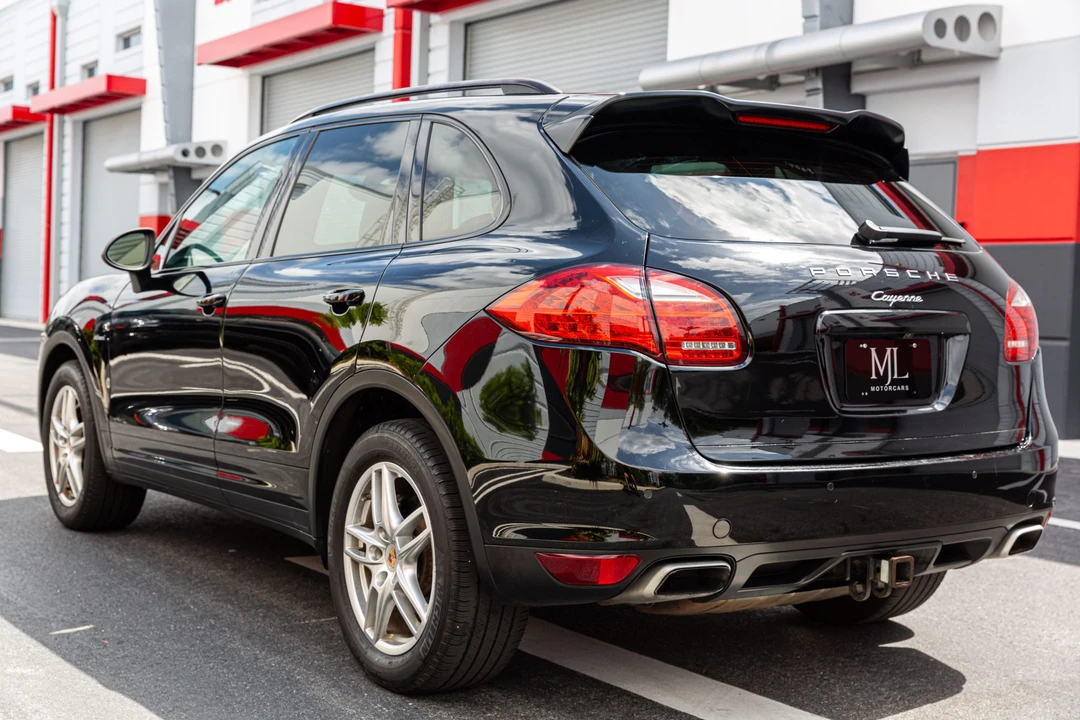 2014 Porsche 958 Cayenne Diesel - Image 28 of 31
