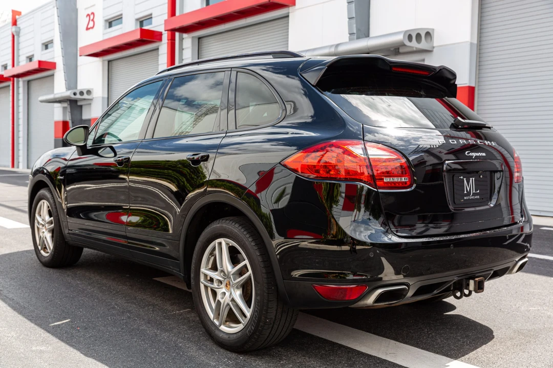 2014 Porsche 958 Cayenne Diesel - Image 29 of 31