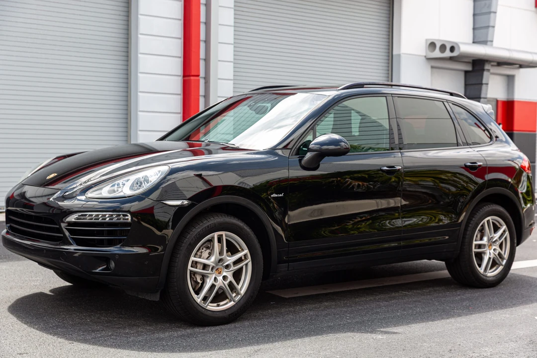2014 Porsche 958 Cayenne Diesel - Image 2 of 31