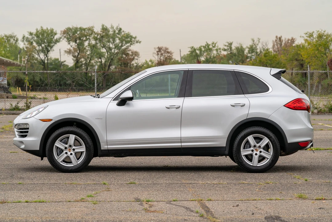 2014 Porsche 958 Cayenne Diesel - Image 7 of 31