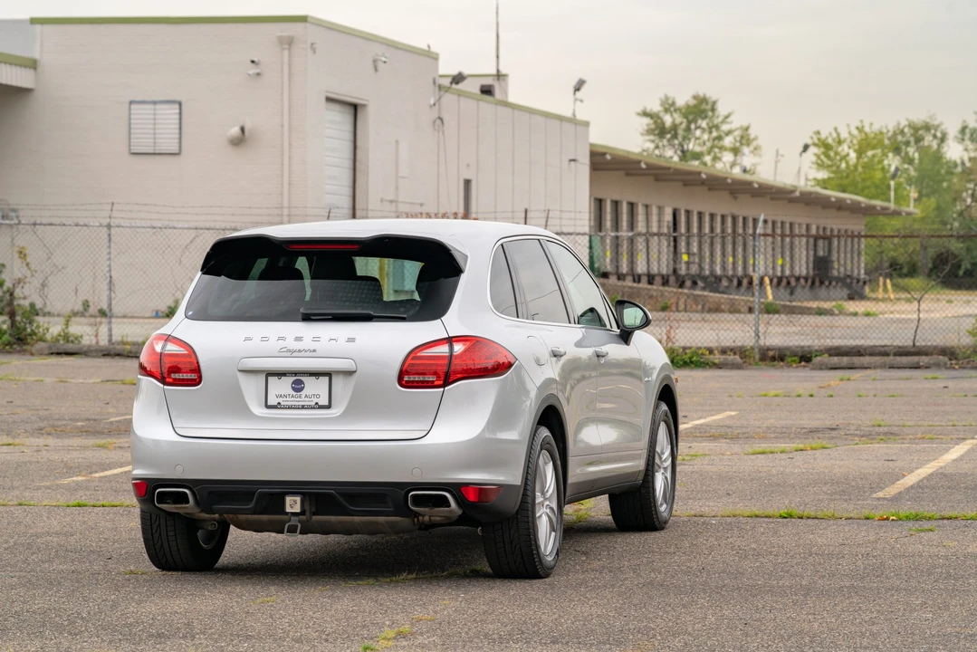 2014 Porsche 958 Cayenne Diesel - Image 14 of 31