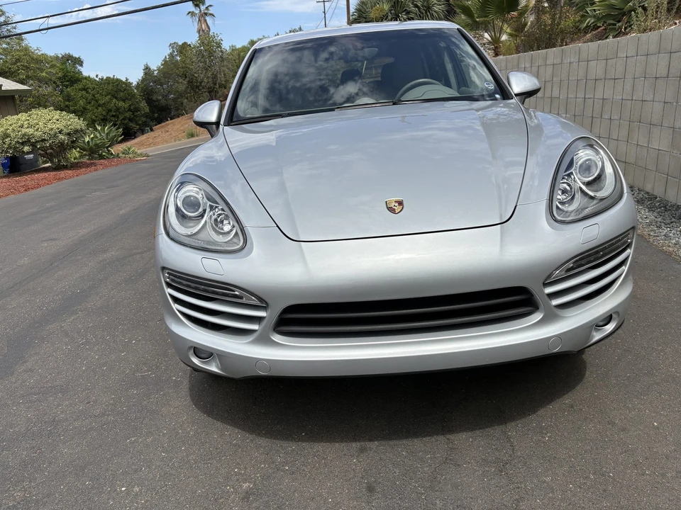 2014 Porsche 958 Cayenne Diesel - Image 2 of 31