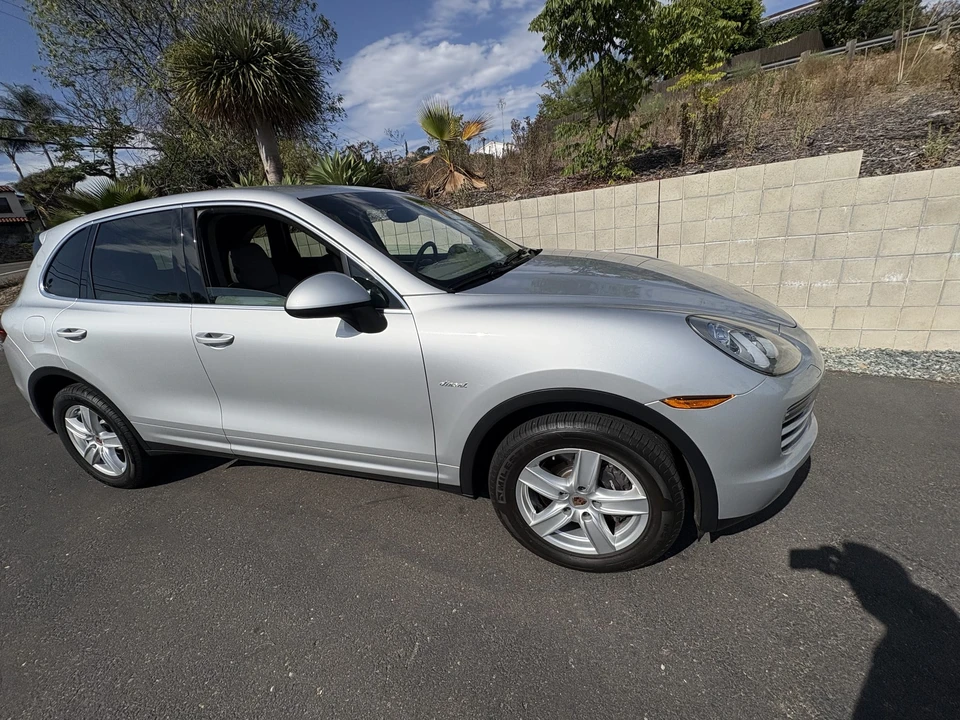 2014 Porsche 958 Cayenne Diesel - Image 10 of 31