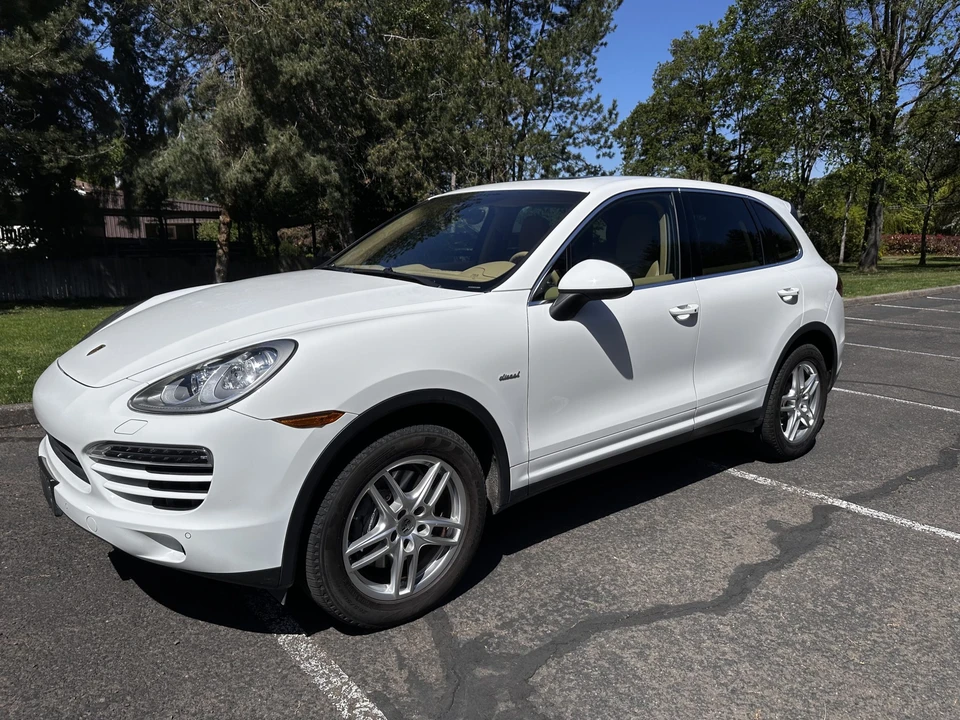 2014 Porsche 958 Cayenne Diesel - Image 4 of 31