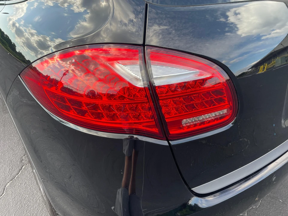 2014 Porsche 958 Cayenne Diesel - Image 27 of 31