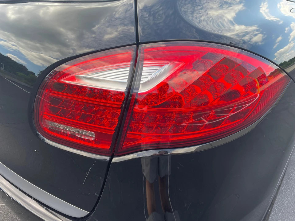 2014 Porsche 958 Cayenne Diesel - Image 29 of 31
