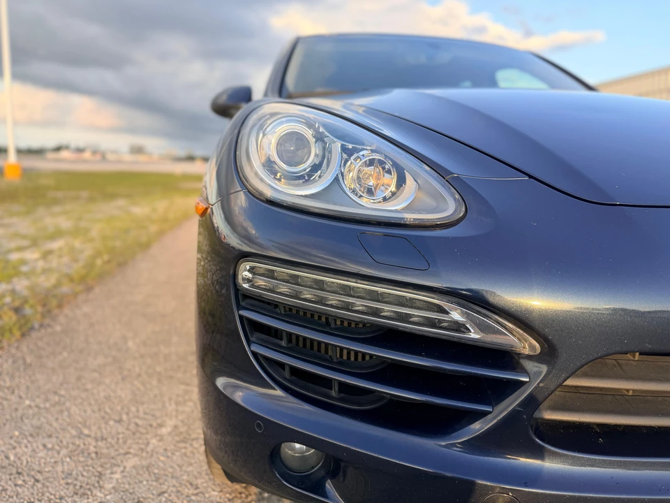 2014 Porsche 958 Cayenne Diesel - Image 26 of 31