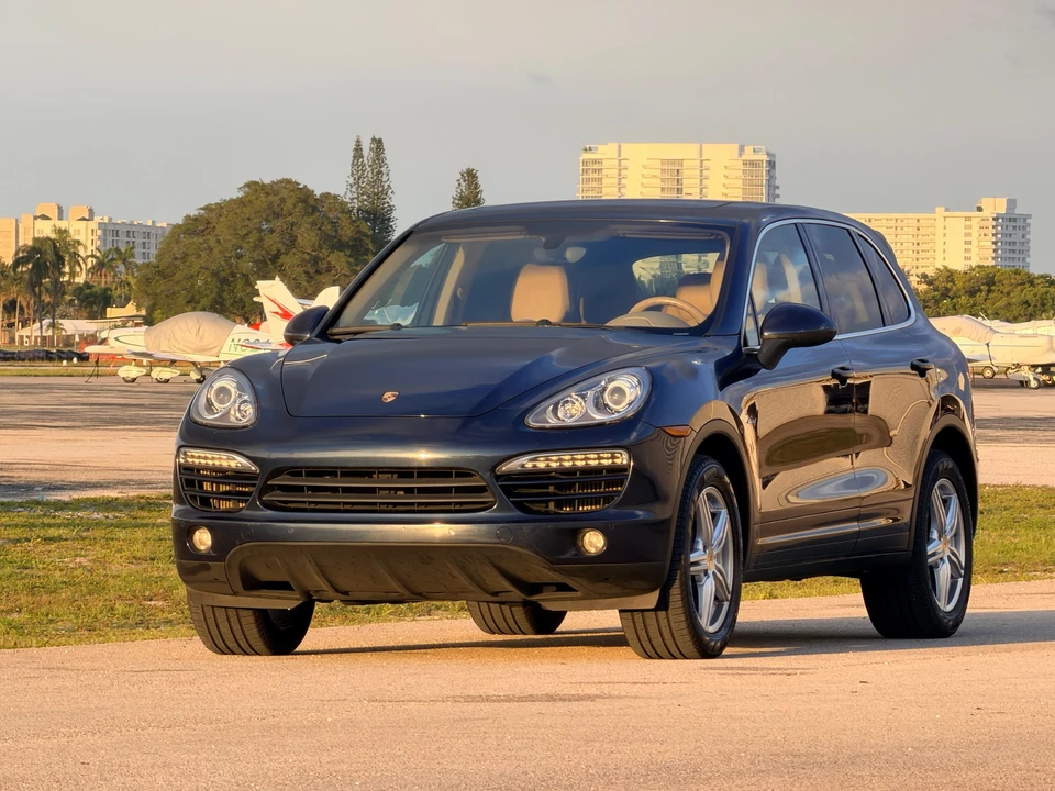 2014 Porsche 958 Cayenne Diesel - Image 9 of 31