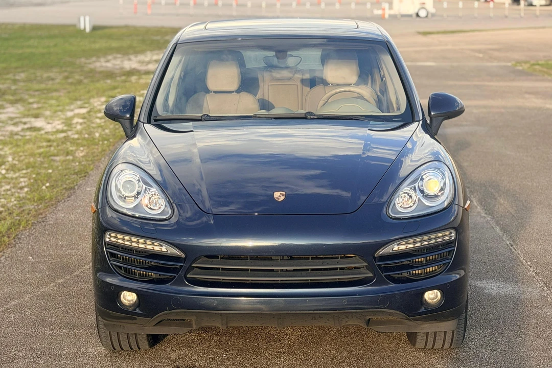 2014 Porsche 958 Cayenne Diesel - Image 2 of 31