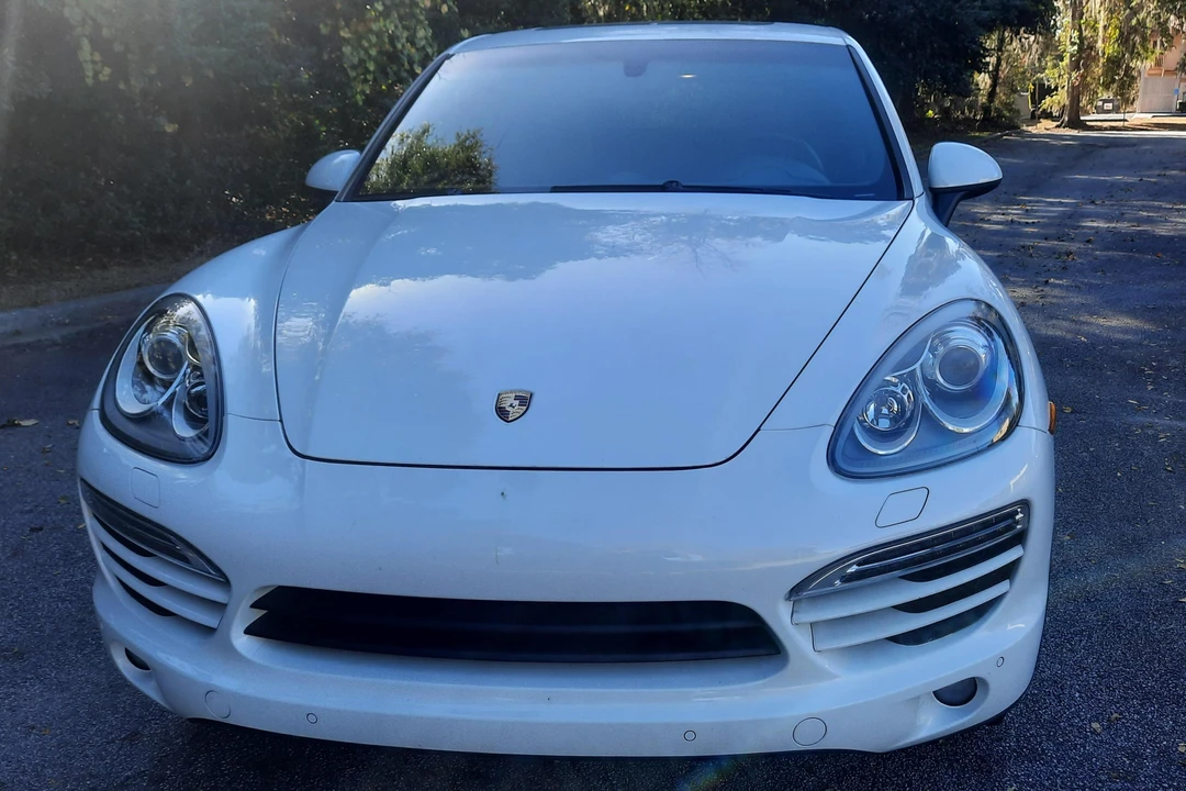 2014 Porsche 958 Cayenne Diesel - Image 2 of 31