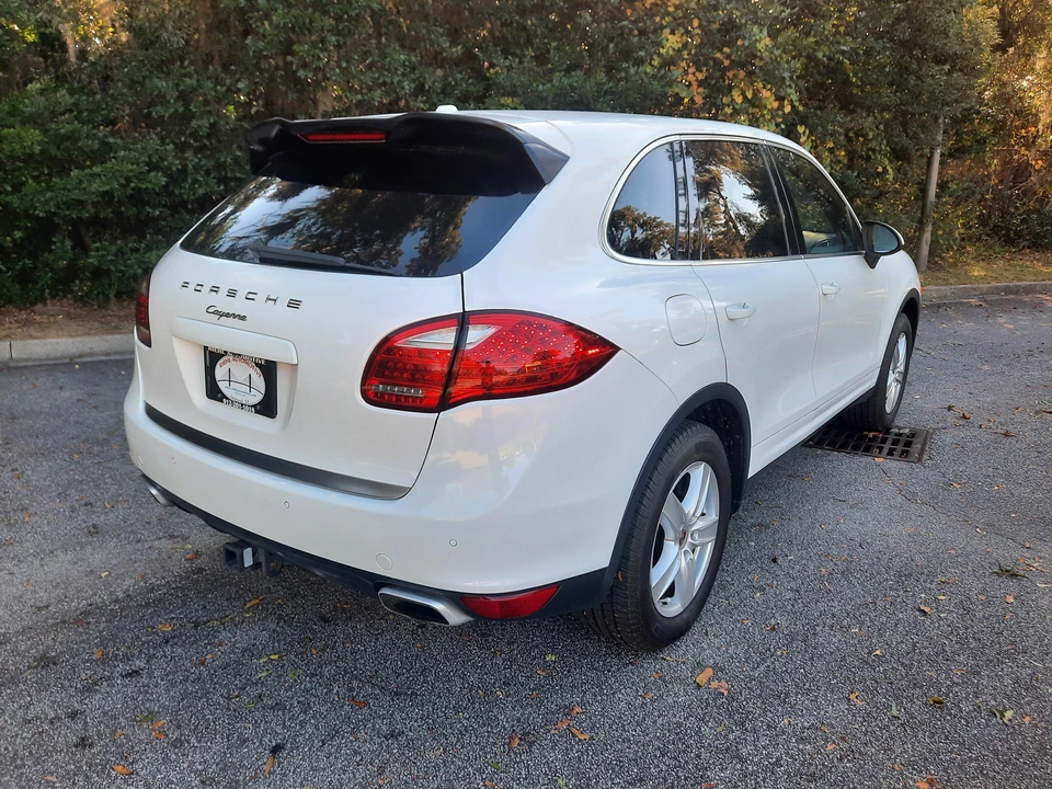 2014 Porsche 958 Cayenne Diesel - Image 25 of 31