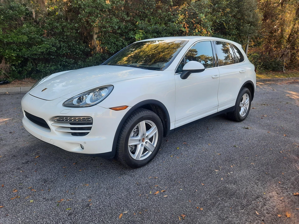 2014 Porsche 958 Cayenne Diesel - Image 10 of 31