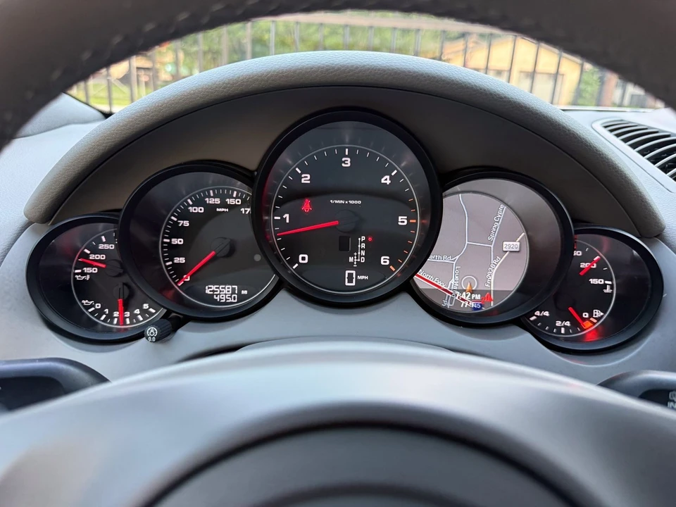 2014 Porsche 958 Cayenne Diesel - Image 9 of 12