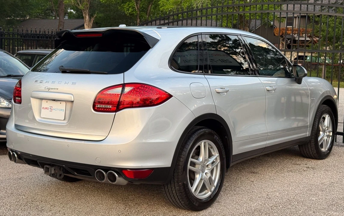 2014 Porsche - Image 7 of 12
