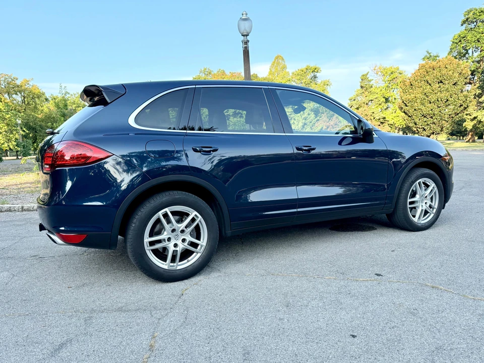 2014 Porsche 958 Cayenne Diesel - Image 29 of 31
