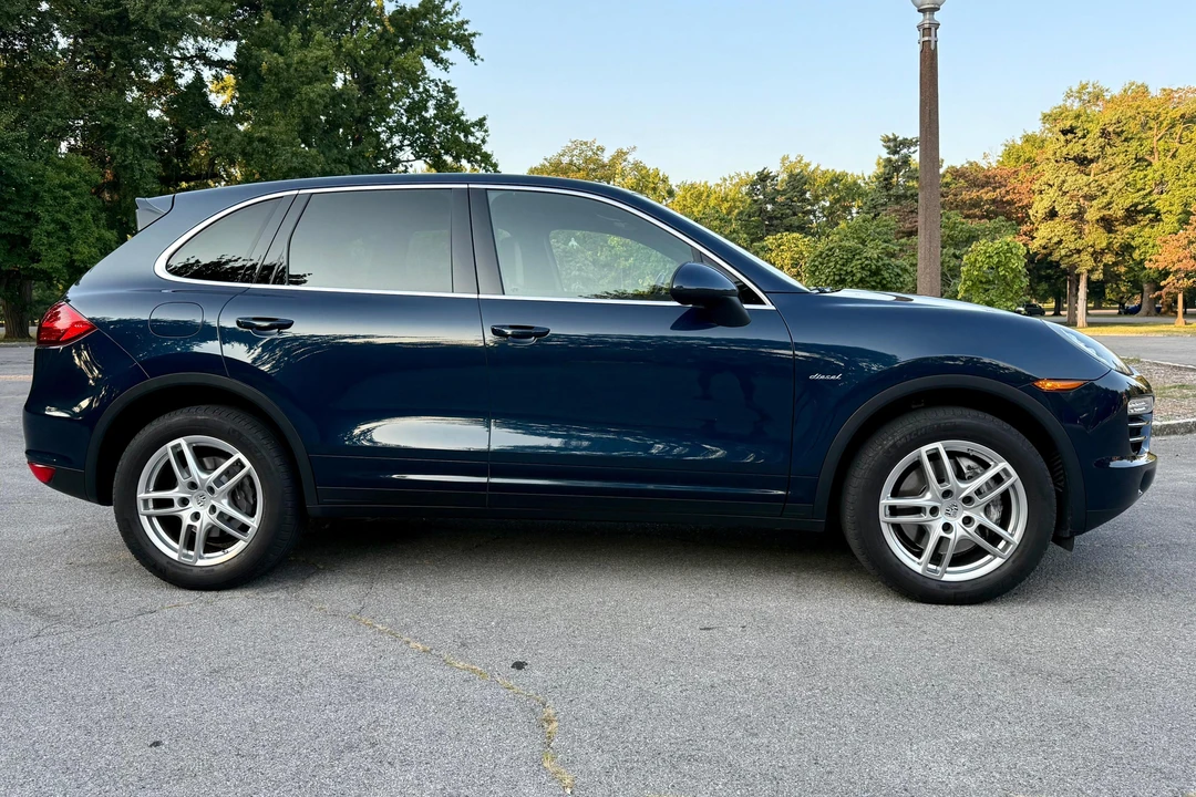 2014 Porsche 958 Cayenne Diesel - Image 3 of 31