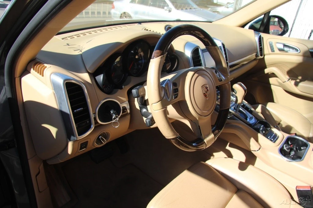 2014 Porsche 958 Cayenne Diesel - Image 13 of 21