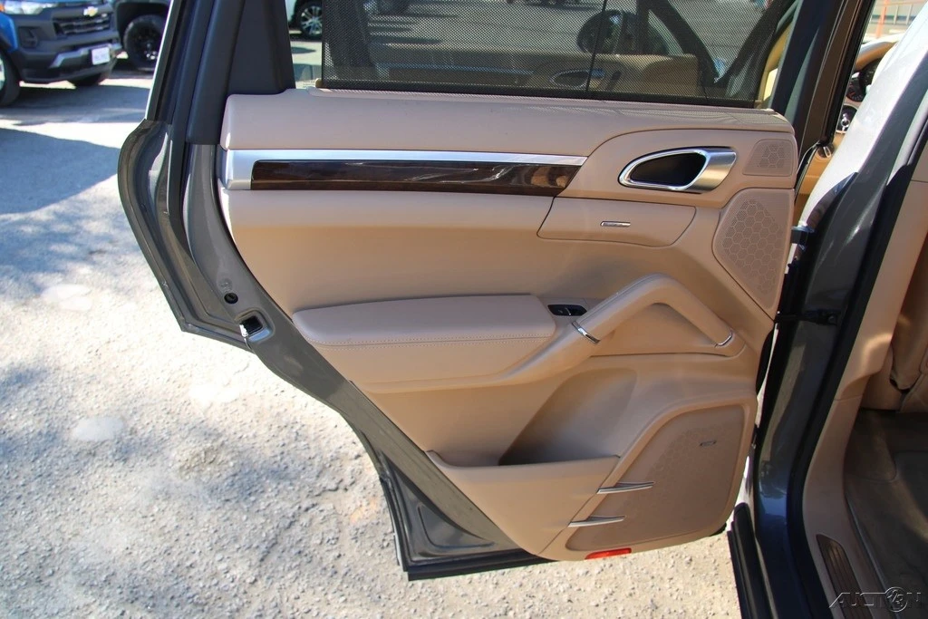 2014 Porsche 958 Cayenne Diesel - Image 19 of 21