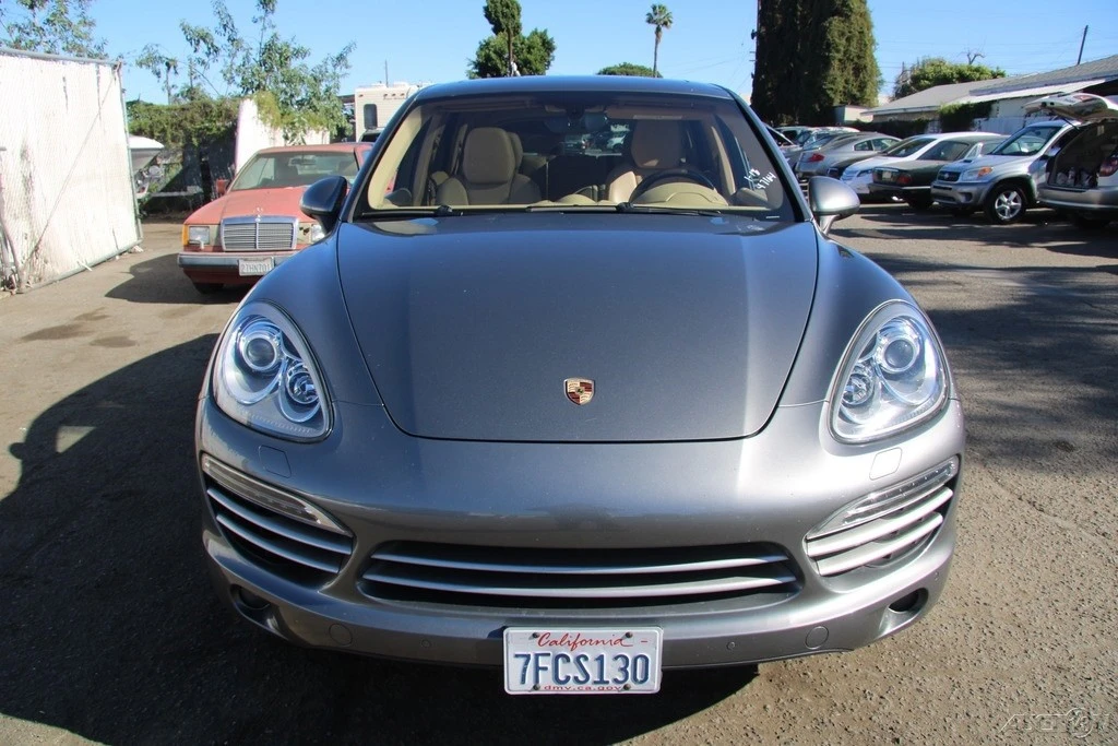 2014 Porsche 958 Cayenne Diesel - Image 9 of 21