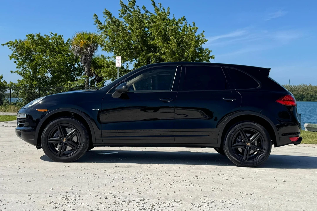 2014 Porsche 958 Cayenne Diesel - Image 3 of 31