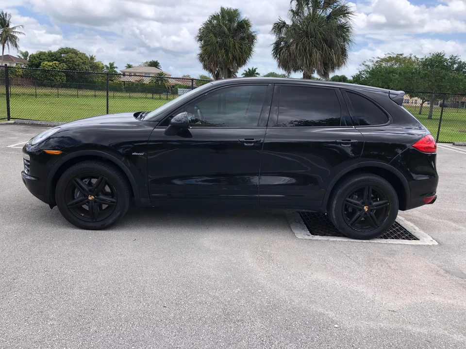 2014 Porsche 958 Cayenne Diesel - Image 14 of 31