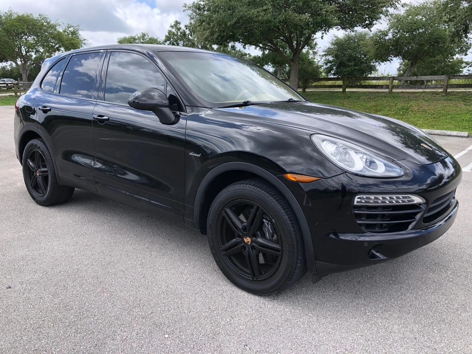 2014 Porsche 958 Cayenne Diesel - Image 24 of 31