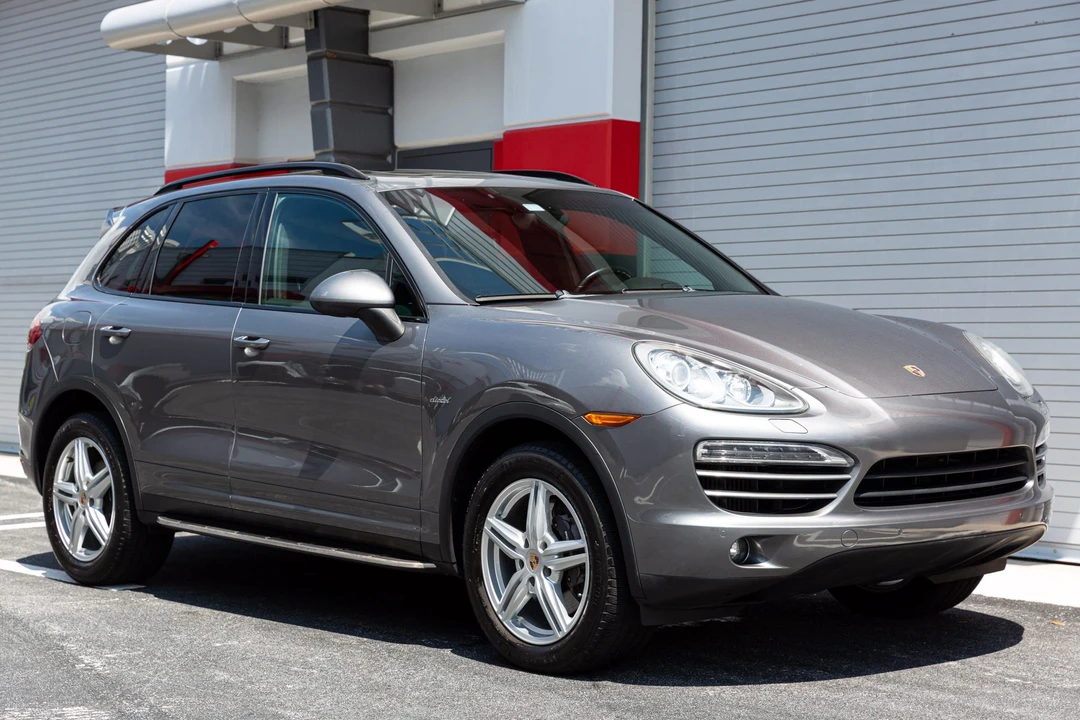 2014 Porsche 958 Cayenne Diesel - Image 30 of 31