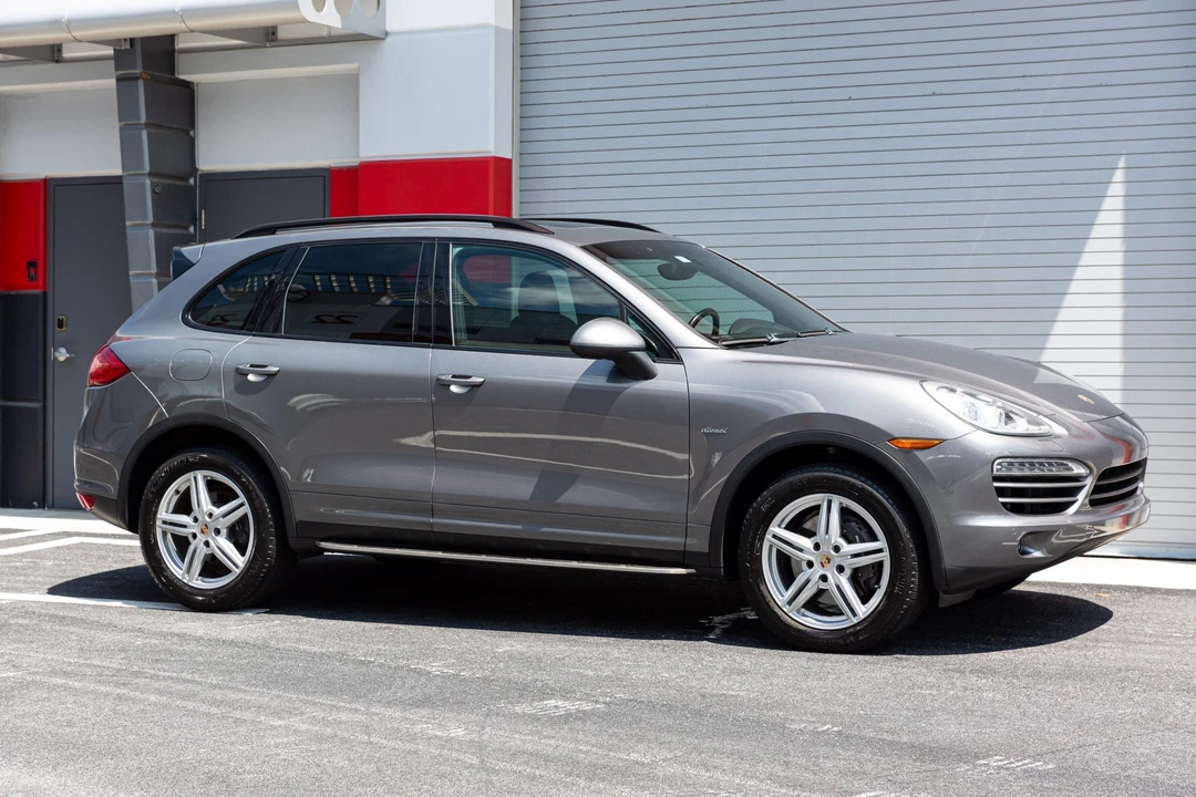 2014 Porsche 958 Cayenne Diesel - Image 28 of 31