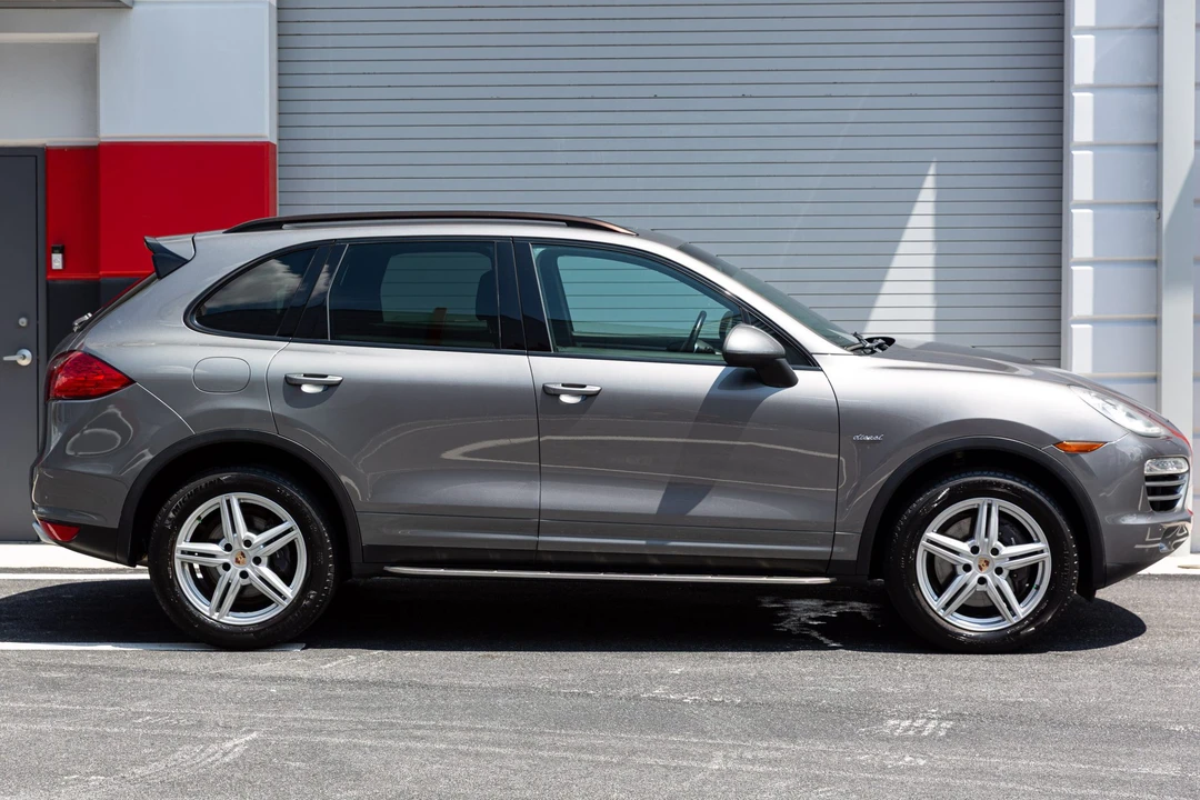 2014 Porsche 958 Cayenne Diesel - Image 26 of 31