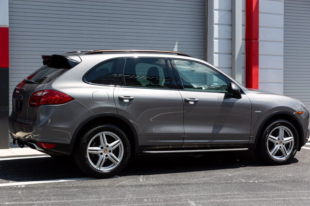 2014 Porsche 958 Cayenne Diesel - Image 24 of 31