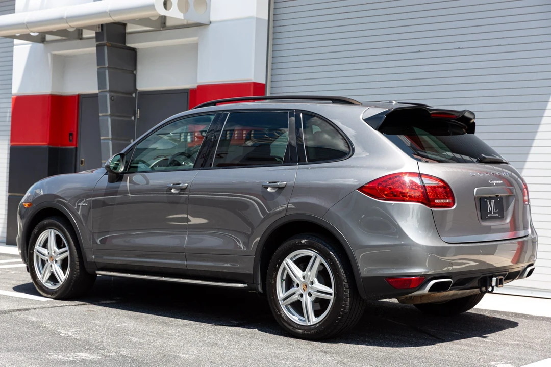 2014 Porsche 958 Cayenne Diesel - Image 14 of 31