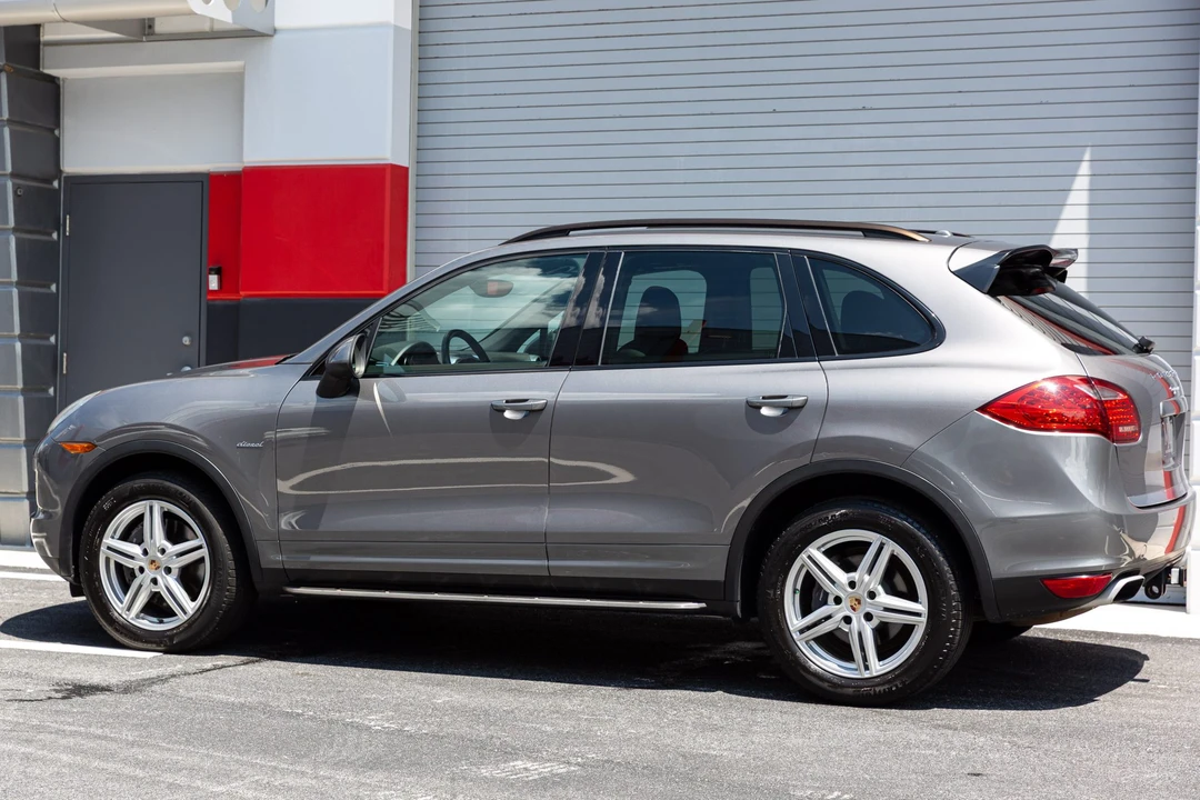 2014 Porsche 958 Cayenne Diesel - Image 12 of 31
