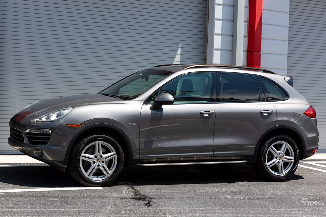 2014 Porsche 958 Cayenne Diesel - Image 9 of 31