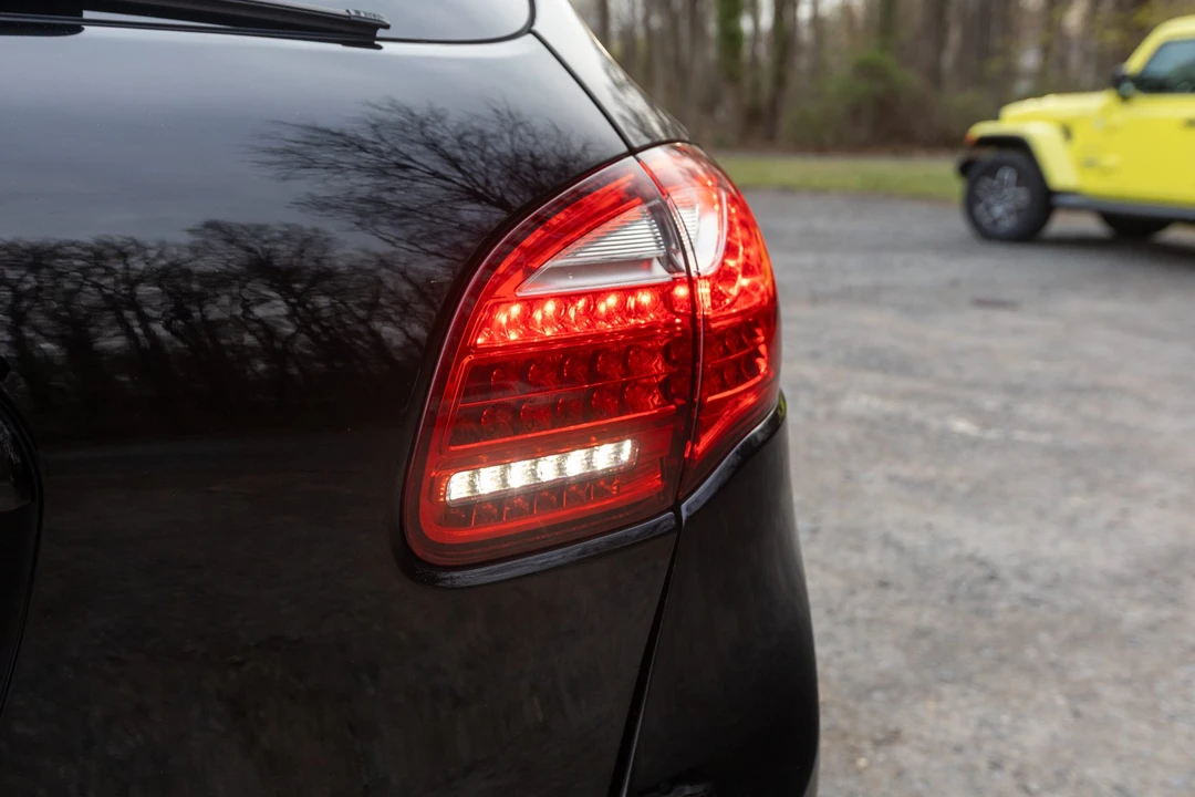 2014 Porsche 958 Cayenne Diesel - Image 25 of 31