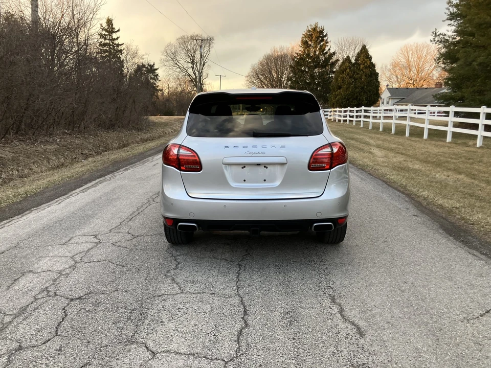 2014 Porsche 958 Cayenne Diesel - Image 10 of 31