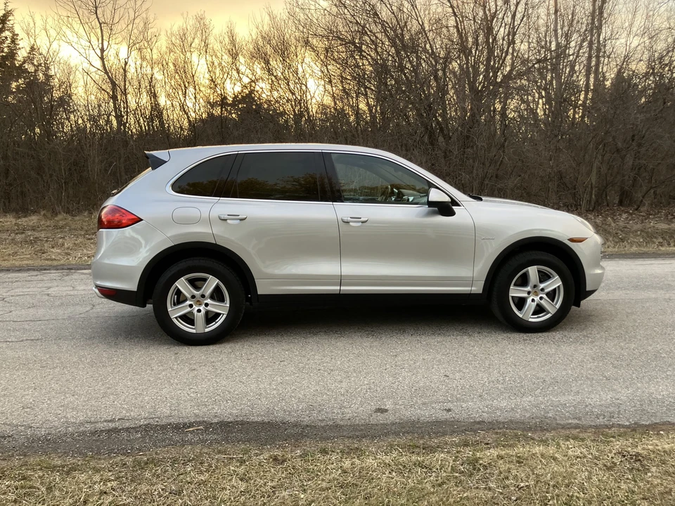 2014 Porsche 958 Cayenne Diesel - Image 14 of 31