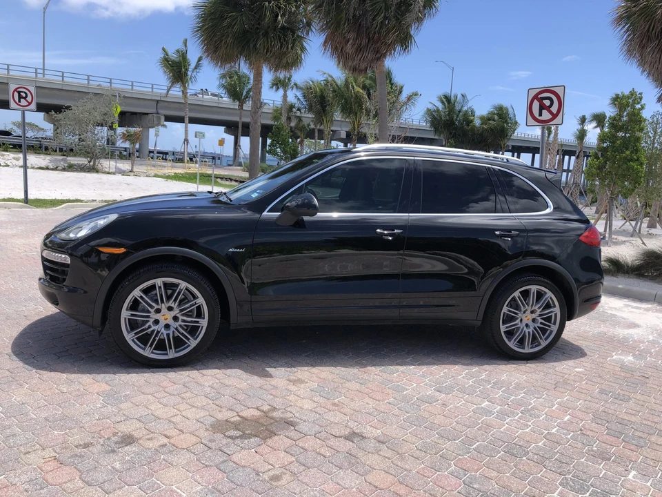 2014 Porsche 958 Cayenne Diesel - Image 11 of 31