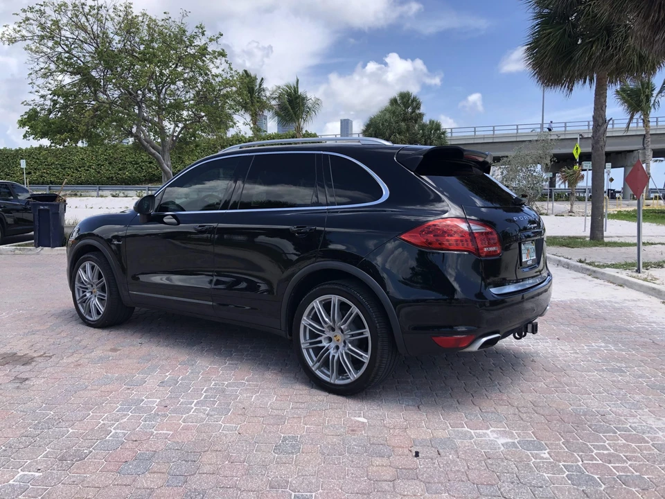 2014 Porsche 958 Cayenne Diesel - Image 14 of 31