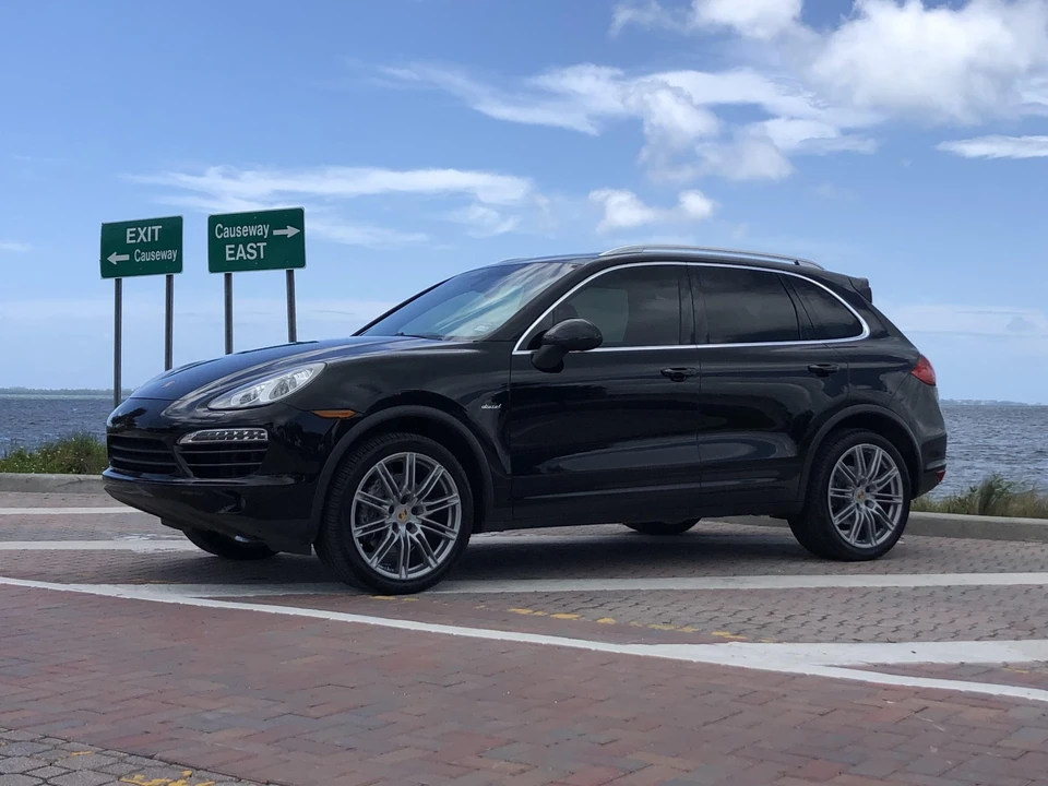 2014 Porsche 958 Cayenne Diesel - Image 9 of 31