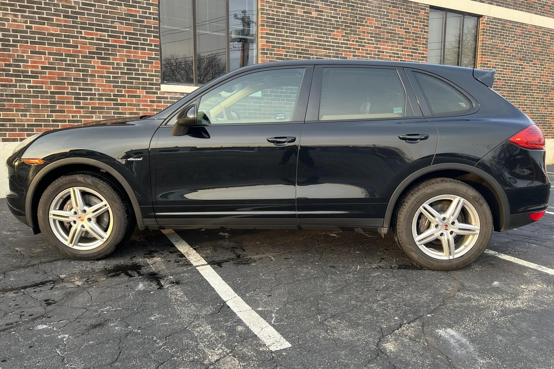 2014 Porsche 958 Cayenne Diesel - Image 3 of 5