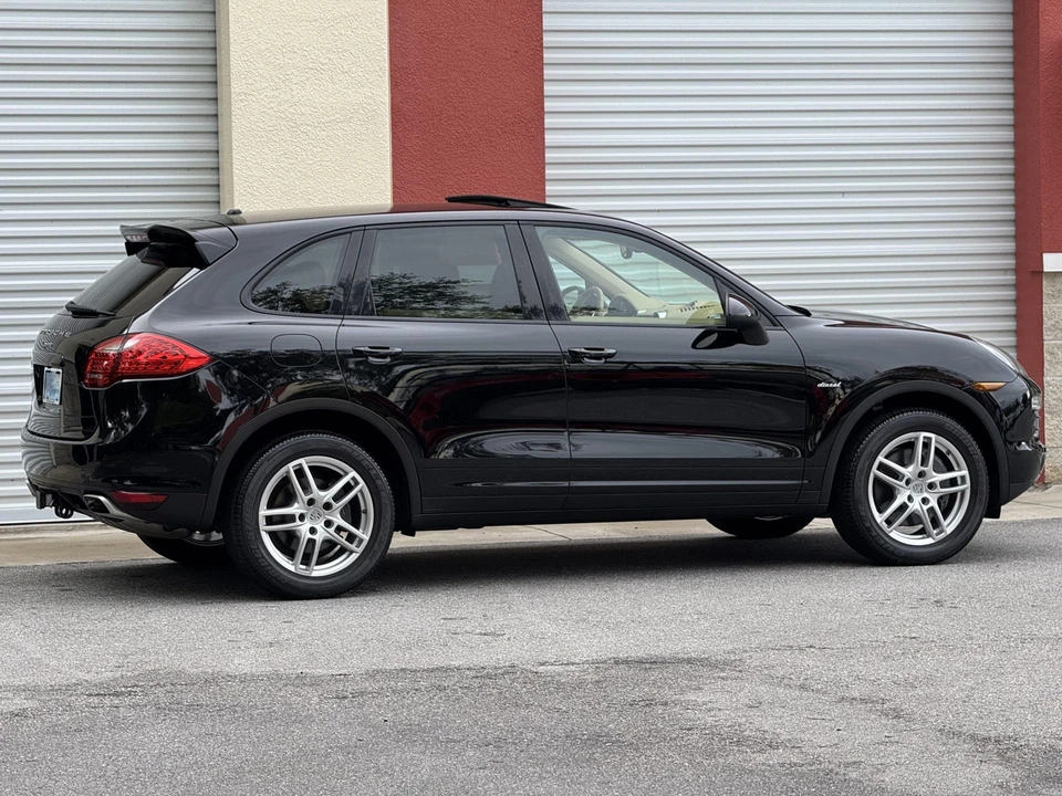 2014 Porsche 958 Cayenne Diesel - Image 17 of 31