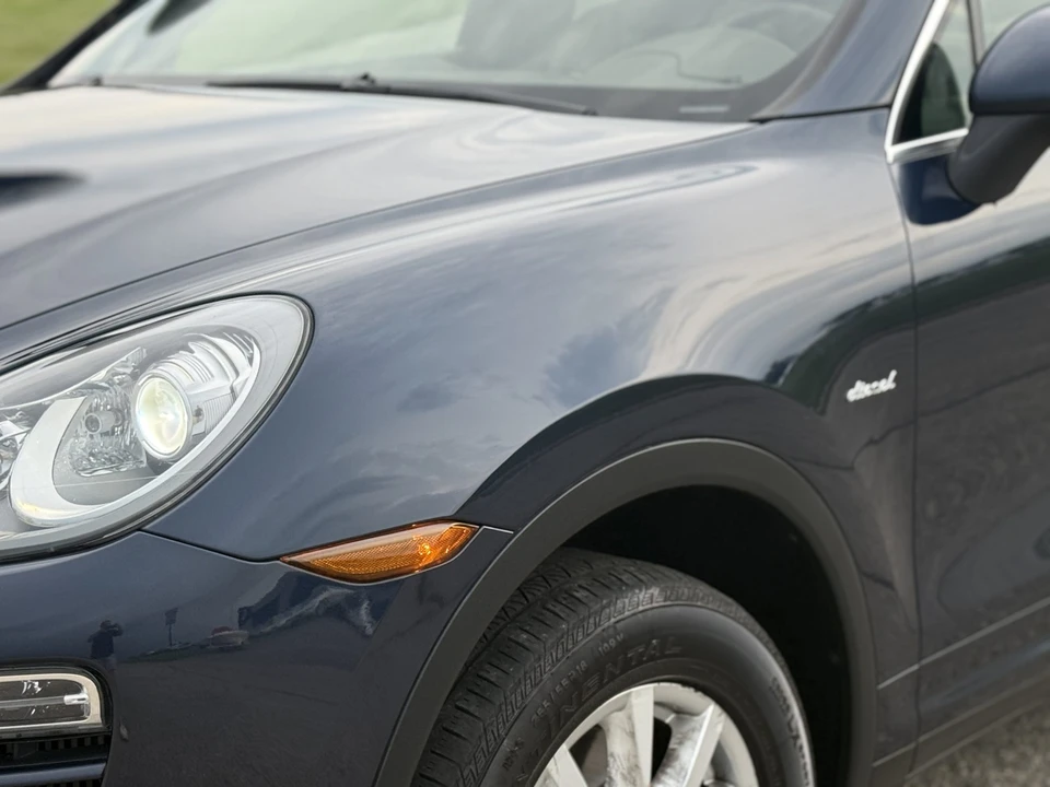 2014 Porsche 958 Cayenne Diesel - Image 25 of 31
