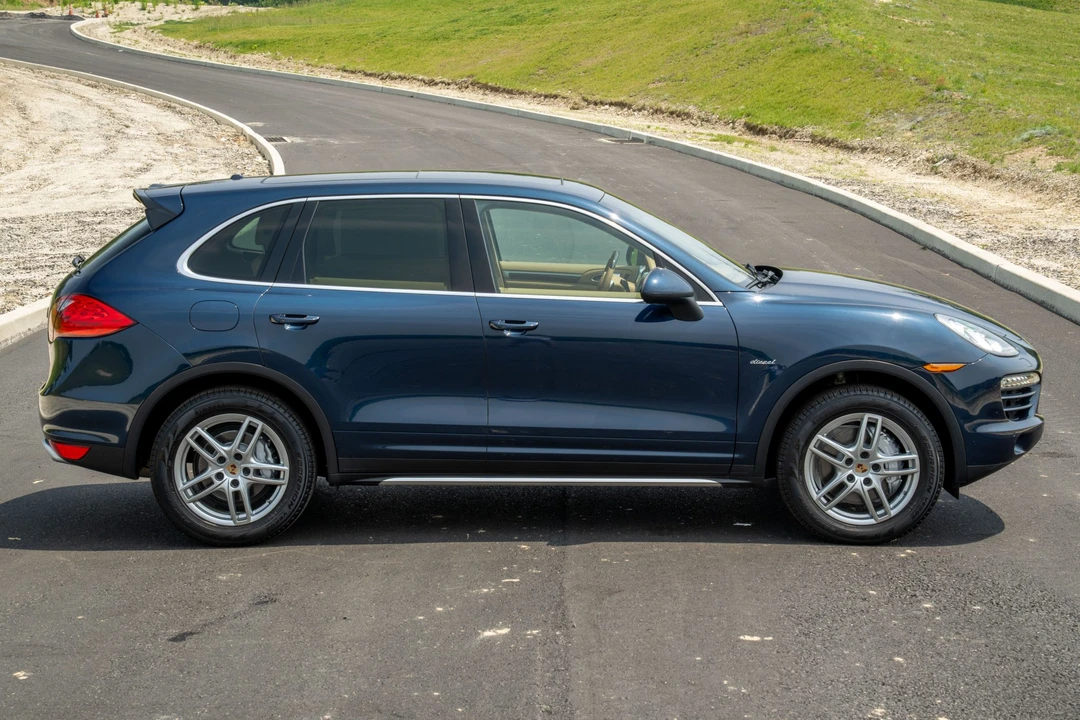 2014 Porsche 958 Cayenne Diesel - Image 19 of 31