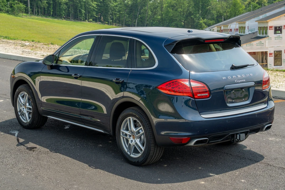 2014 Porsche 958 Cayenne Diesel - Image 10 of 31