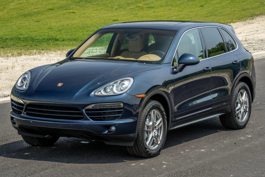 2014 Porsche 958 Cayenne Diesel - Image 2 of 31