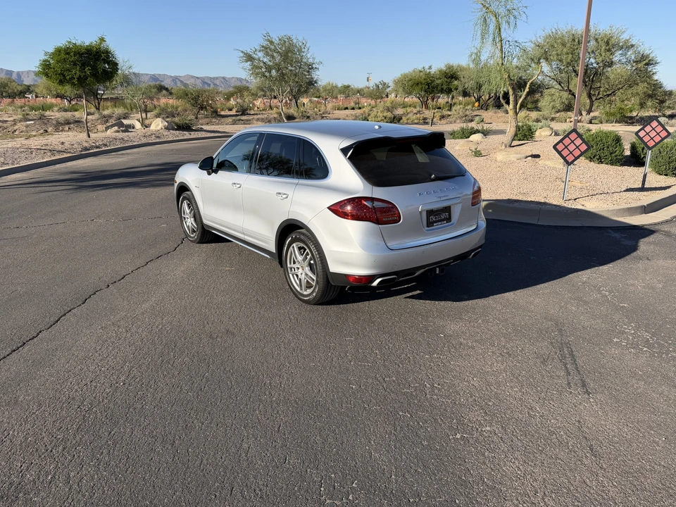 2014 Porsche 958 Cayenne Diesel - Image 7 of 31