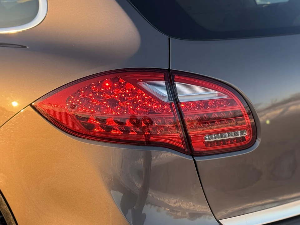 2014 Porsche 958 Cayenne Diesel - Image 25 of 31